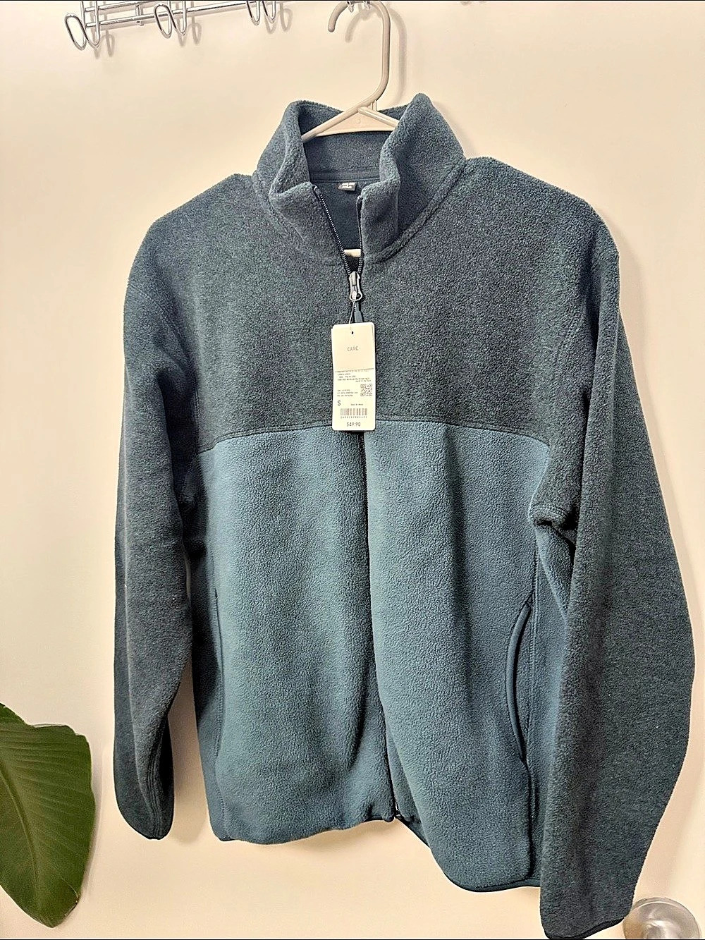 Uniqlo Fleece Full-Zip Jacket | Color Block Blue Small